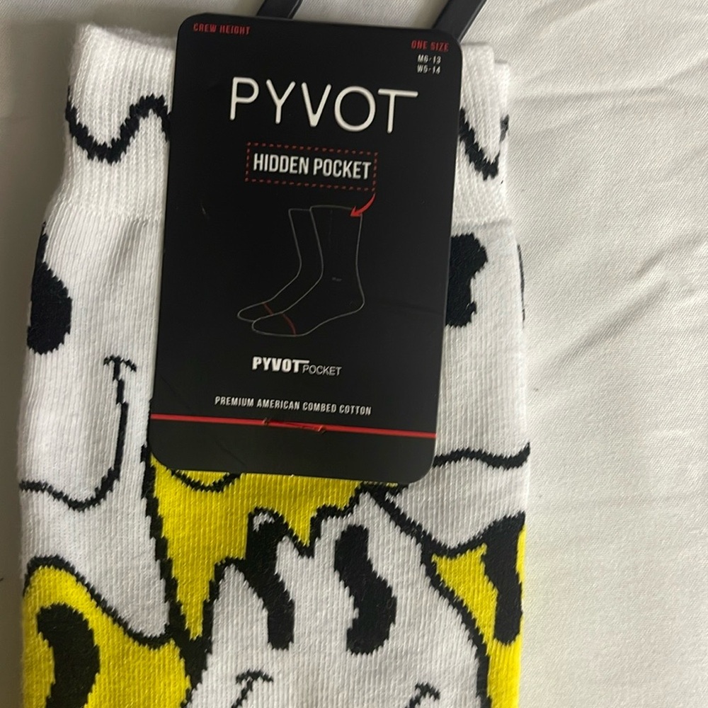 Smiley Socks by Pyvot - Picture 7 of 11